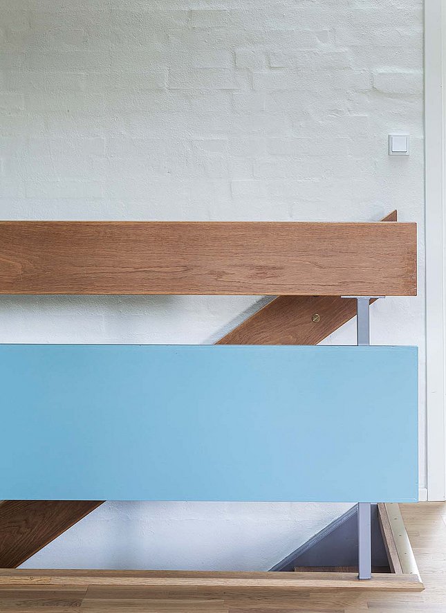 trappe og gelænder i 70'er-villa