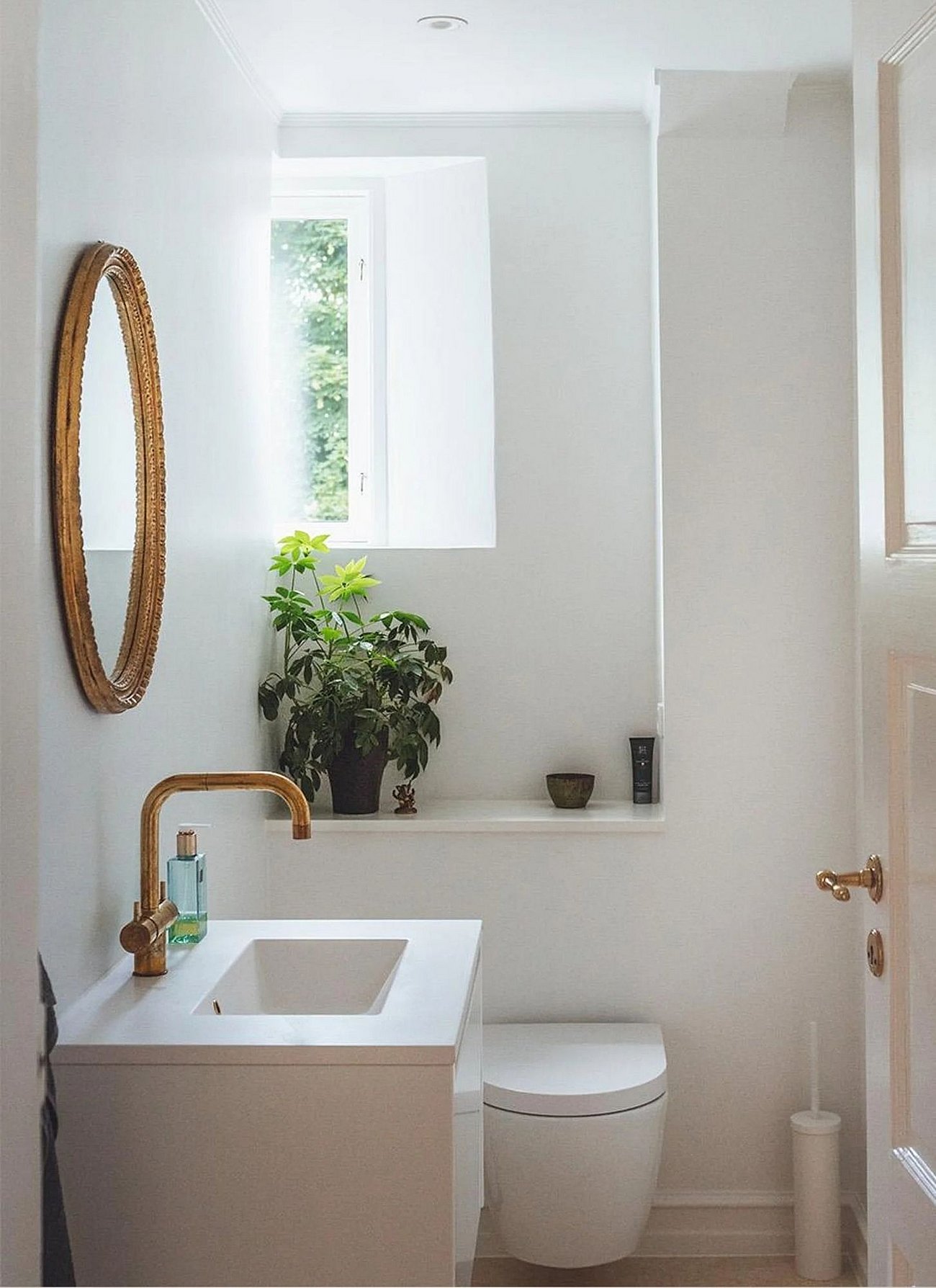 Gæstetoilet i murermestervilla