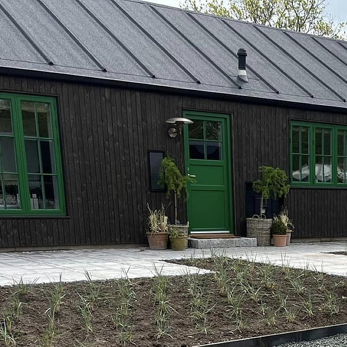 OMBYGNING AF 70´ER PARCEL TILTEMNING AF BADEHOTEL