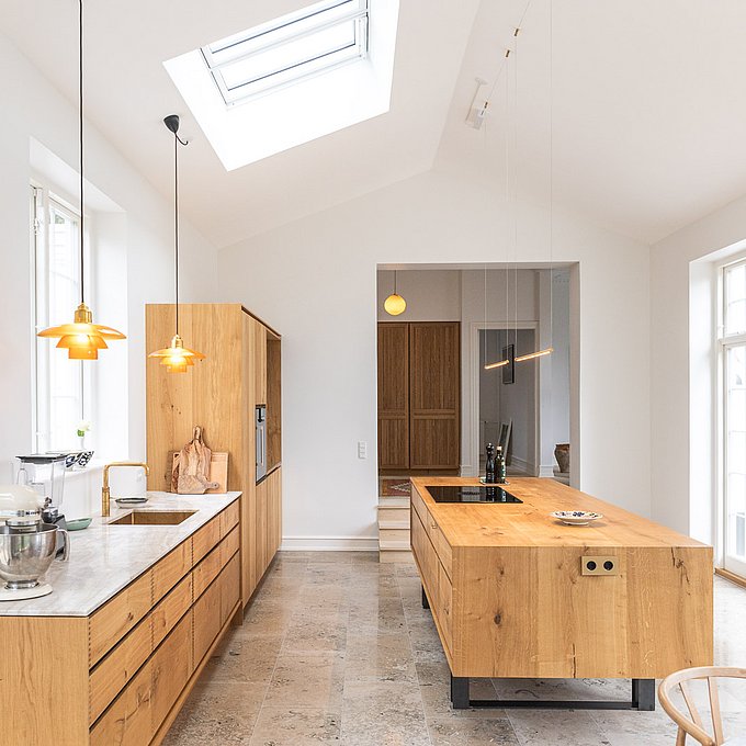 2 tilbygninger til patriciervilla gav luftig entré og lyst køkken