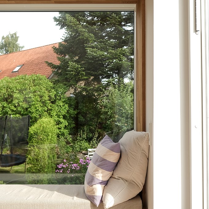 VILLA SAND - Tilbygning af muremestervilla med fokus på form