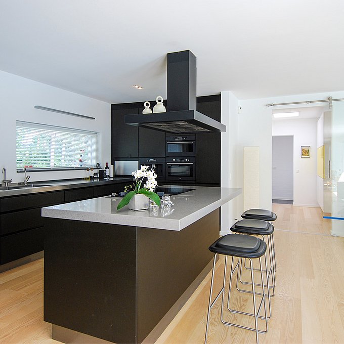 60'er villa blev omdannet til moderne poolhouse