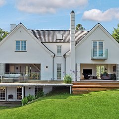Ombygning af villa i første række til Furesøen